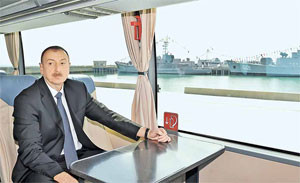 Ильхам Алиев на борту корабля